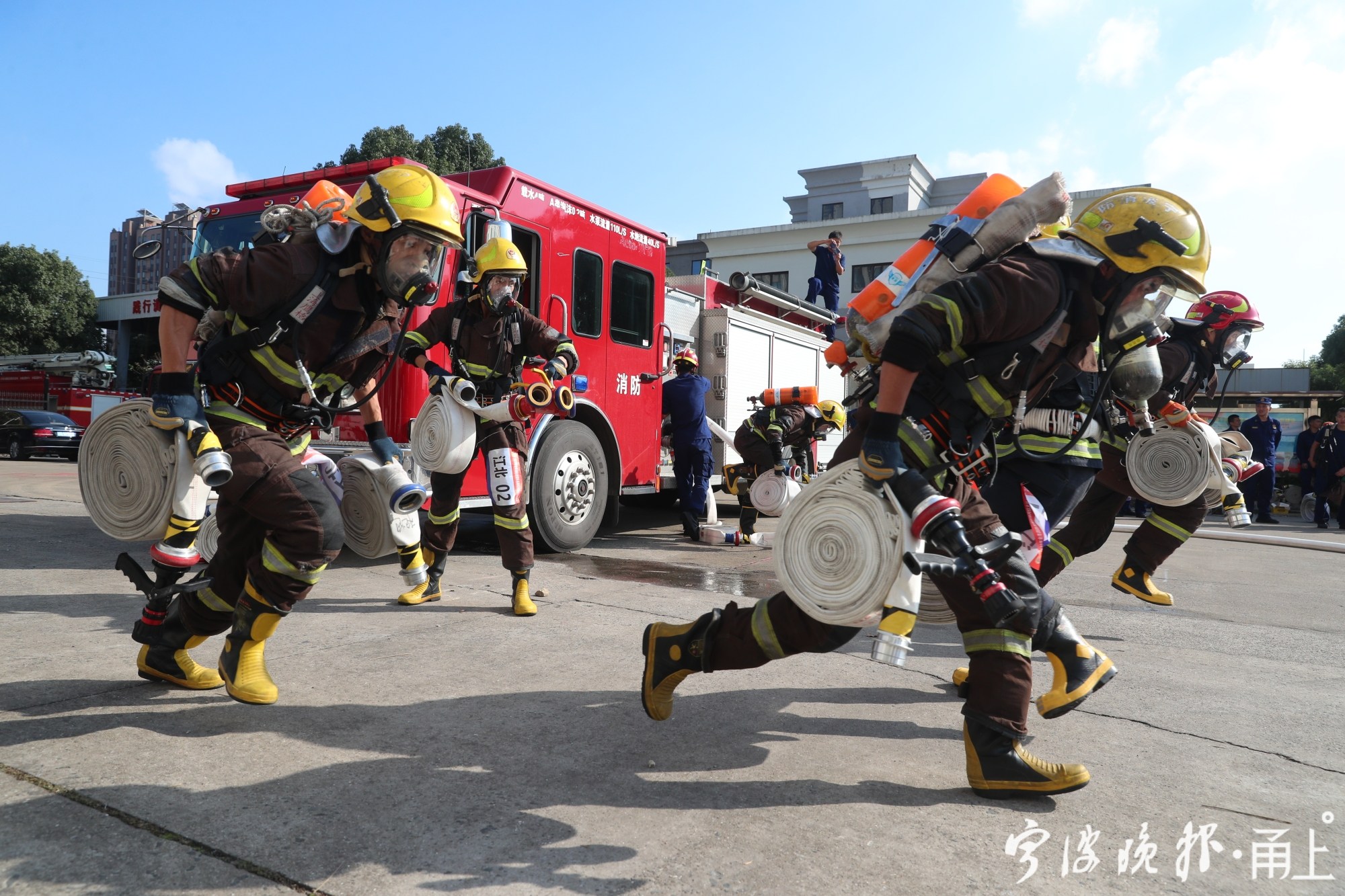 明日方舟资深干员词条一览_明日方舟资深干员tag搭配_明日方舟资深干员tag最新