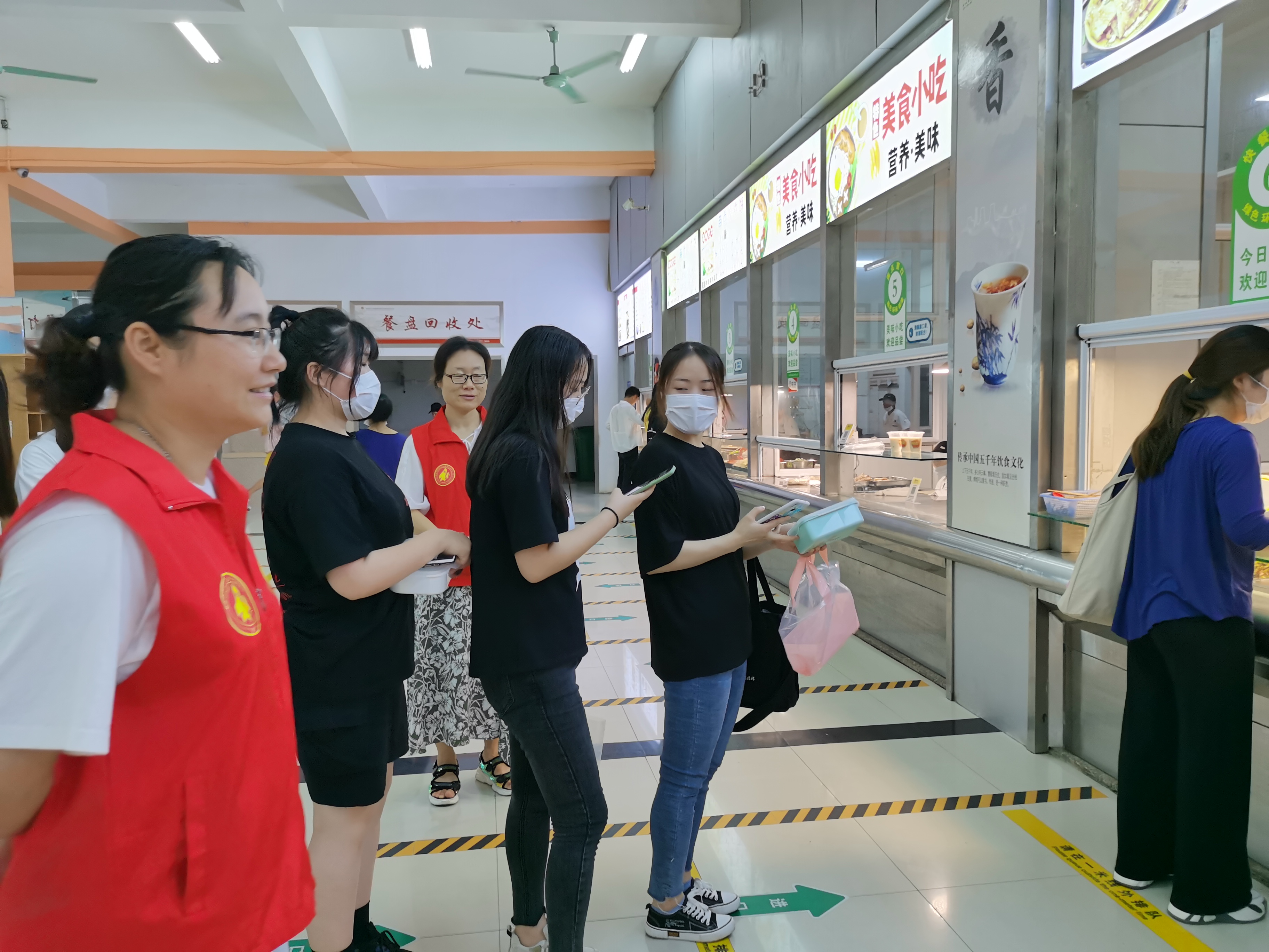 3月23_月经推迟不来什么原因_月经量少是什么原因