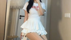 骗吻游戏,甜蜜陷阱中的爱情冒险