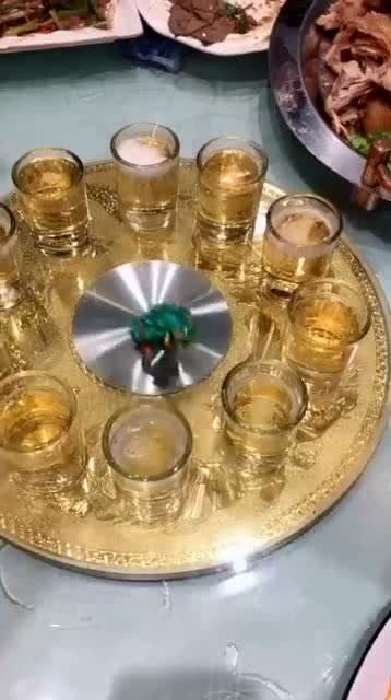 酒桌上玩的游戏,趣味盎然的互动游戏大盘点