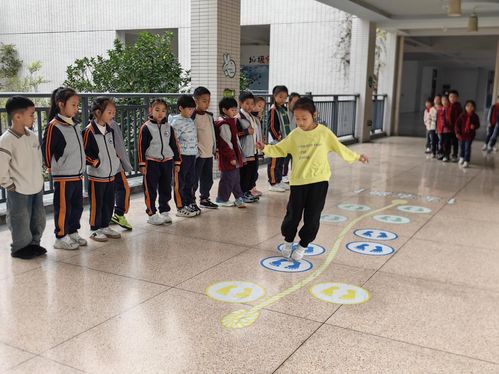 二年级课间游戏,二年级课间游戏欢乐时光”