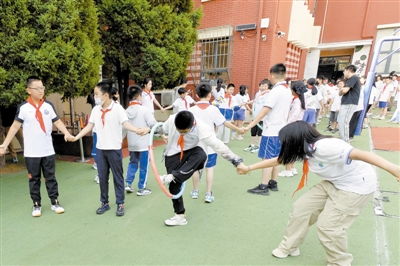 小学生团体游戏,培养合作精神与团队意识