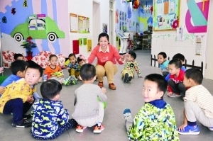 幼儿园简单室内游戏,趣味游戏乐翻天